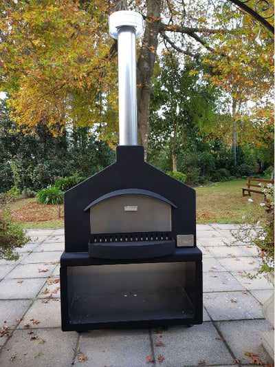 Buitenhaard met barbecue